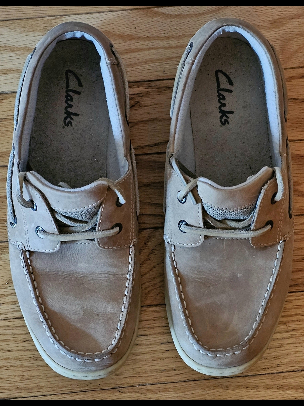 Clarks Womens Tan Suede Boat Shoes